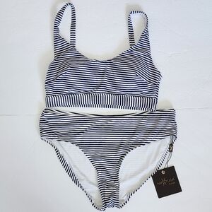 NIPTUCK SORRENTO NAVY STRIPED  SWIM SET/ PLEASE CHECK BIKINI IS SIZE 6/TOP SZ 4